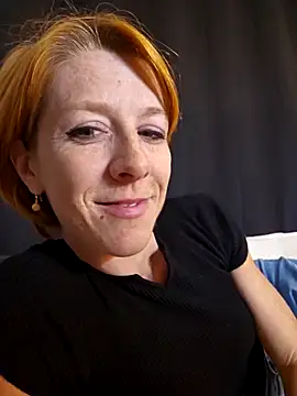 Snapshot of Mymiesexy chatting on 03/16/25, 02:00 Mymiesexy online show from 03/16/25, 02:00