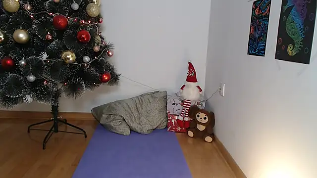 Michelle Melnss online show from 12/21/24, 11:11