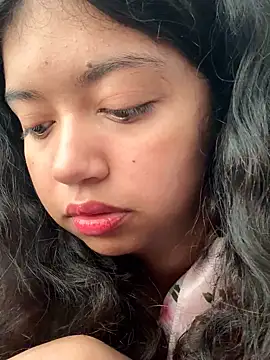 Peach Girll online show from 02/07/26, 12:09