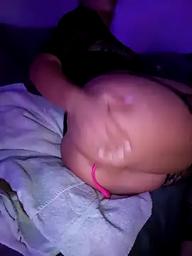 MilaRouche online show from 09/12/25, 09:04