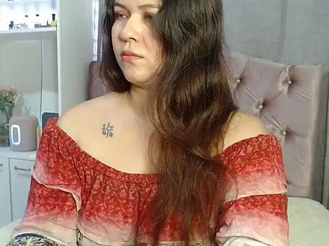 Starsweetcute online show from 11/19/25, 11:10