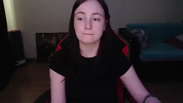 Laralianna online show from 04/03/26, 12:03