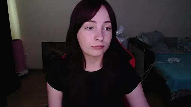Snapshot of Laralianna chatting on 07/02/26, 12:33 Laralianna online show from 07/02/26, 12:33