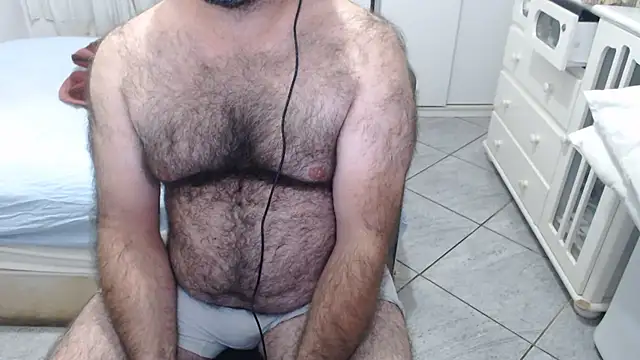 Snapshot of MysterBearMG chatting on 06/25/26, 12:43 MysterBearMG online show from 06/25/26, 12:43