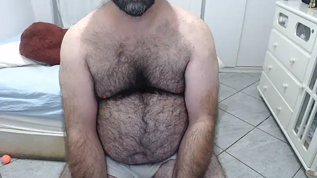 Snapshot of MysterBearMG chatting on 07/19/26, 02:26 MysterBearMG online show from 07/19/26, 02:26