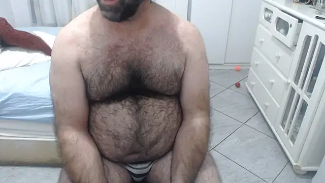 Snapshot of MysterBearMG chatting on 07/20/26, 02:37 MysterBearMG online show from 07/20/26, 02:37