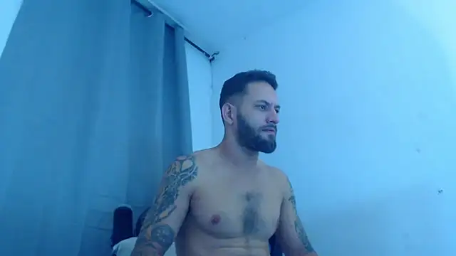 Oliverdrew 1 online show from 01/25/25, 03:19