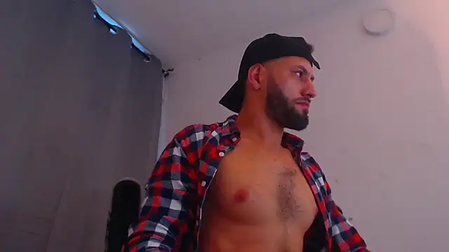 Oliverdrew 1 online show from 01/25/25, 11:00