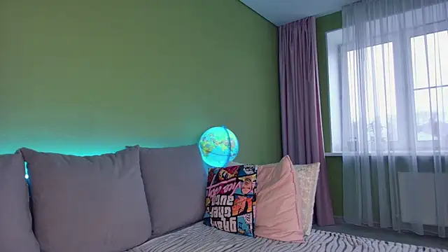 Cuddle Cat online show from 02/01/25, 07:15