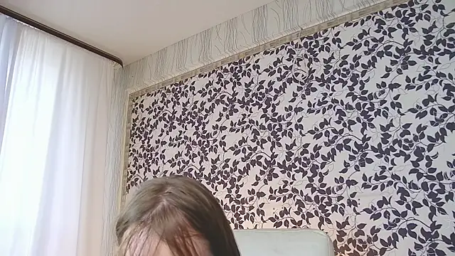 Laurainlove online show from 07/18/26, 07:12