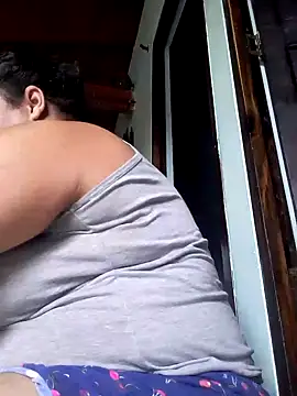 Snapshot of Monseratte21 chatting on 12/06/24, 04:38 Monseratte21 online show from 12/06/24, 04:38