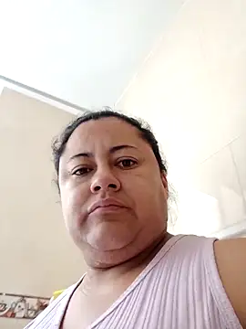 Snapshot of Monseratte21 chatting on 03/11/25, 01:12 Monseratte21 online show from 03/11/25, 01:12