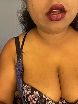  Cute ariana  online show from 02/15/26, 07:38