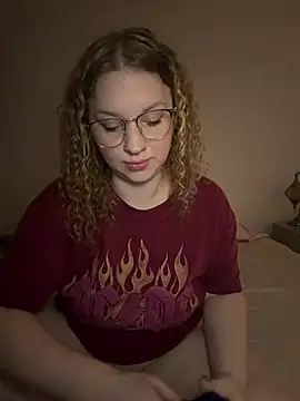 EmmieRae online show from 02/02/26, 04:22