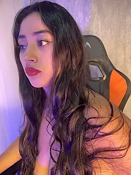 Valentinne z online show from 02/14/26, 08:22