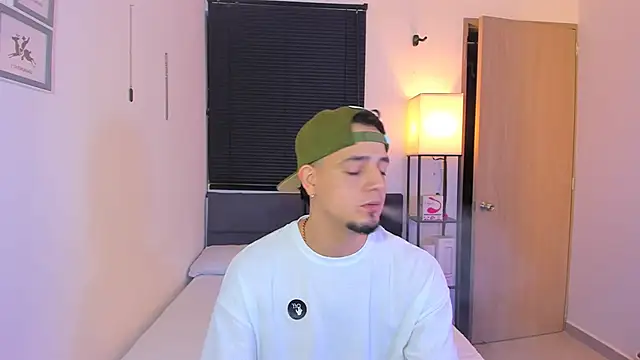 alejandro calderon1 online show from 04/08/26, 04:45