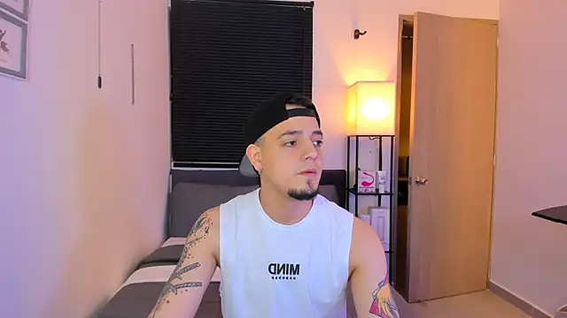 alejandro calderon1 online show from 04/12/26, 05:34