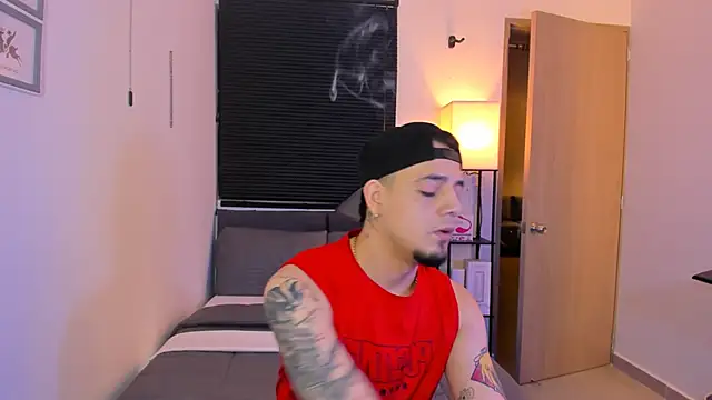 alejandro calderon1 online show from 04/13/26, 03:45