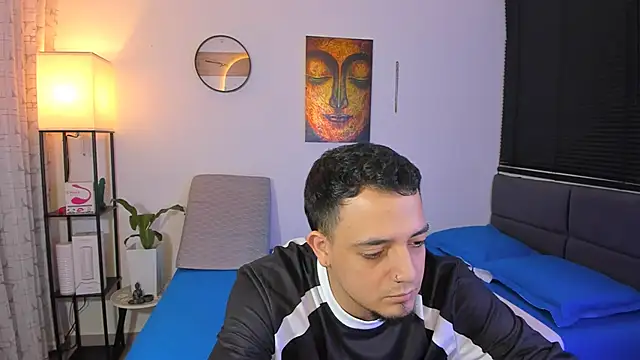 Snapshot of alejandro_calderon1 chatting on 06/01/26, 04:14 alejandro calderon1 online show from 06/01/26, 04:14