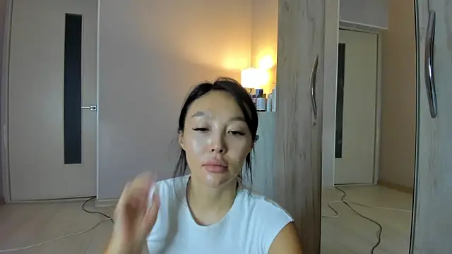 Snapshot of keiko_hot chatting on 06/06/26, 03:33 keiko hot online show from 06/06/26, 03:33