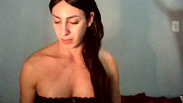 AlexiaDuucan online show from 11/04/25, 12:59