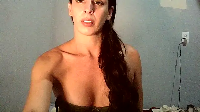 AlexiaDuucan online show from 11/26/25, 12:39