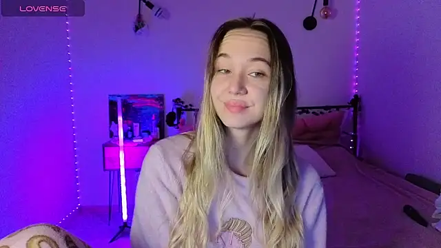 SexyCocobutt online show from 10/24/25, 07:38