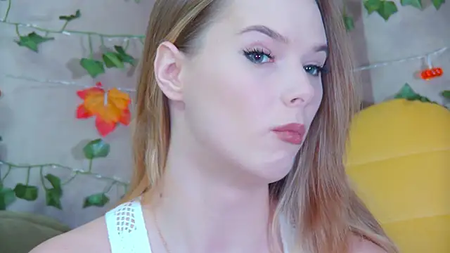 GentleRossi online show from 10/14/25, 03:13