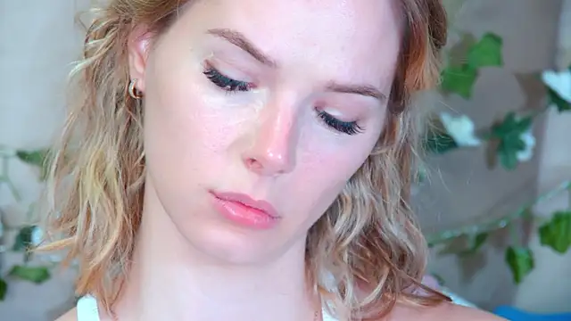 Snapshot of GentleRossi chatting on 05/19/26, 11:38 GentleRossi online show from 05/19/26, 11:38