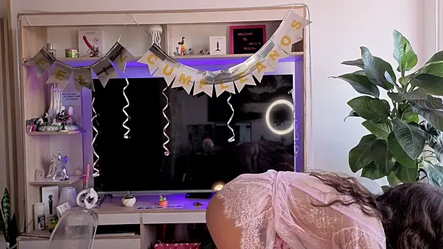 melisa es online show from 04/20/26, 01:58