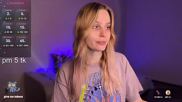 Chanel Gill online show from 02/06/25, 08:56