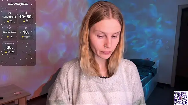 Chanel Gill online show from 09/29/25, 08:13