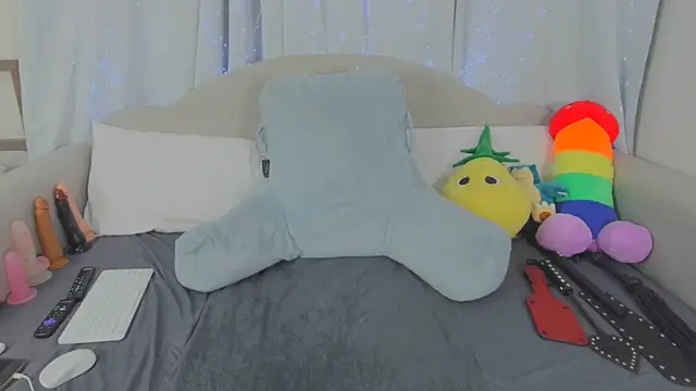 MeghanXO online show from 04/19/26, 06:10