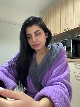 Snapshot of Scarlett-Dream chatting on 01/31/25, 09:16 Scarlett-Dream online show from 01/31/25, 09:16