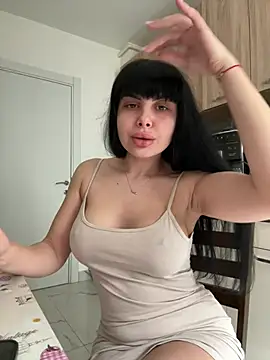 Snapshot of Scarlett-Dream chatting on 03/17/25, 08:29 Scarlett-Dream online show from 03/17/25, 08:29