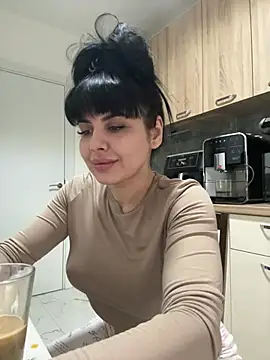 Snapshot of Scarlett-Dream chatting on 03/20/25, 07:03 Scarlett-Dream online show from 03/20/25, 07:03