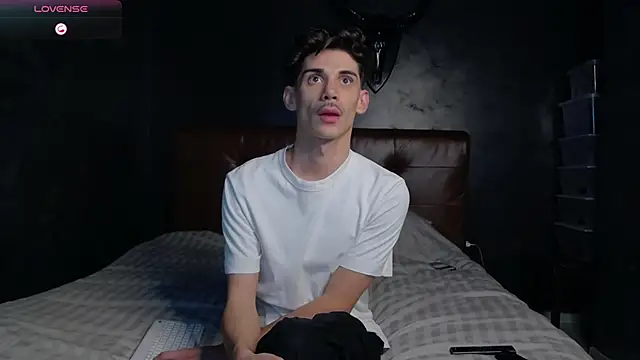 DanielCrush1 online show from 11/25/25, 05:24