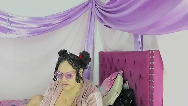 sirenadirtysexxx online show from 09/19/25, 07:36