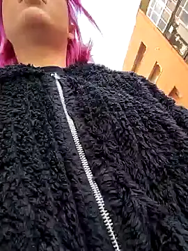 KarlaLuar  online show from 12/18/24, 01:02