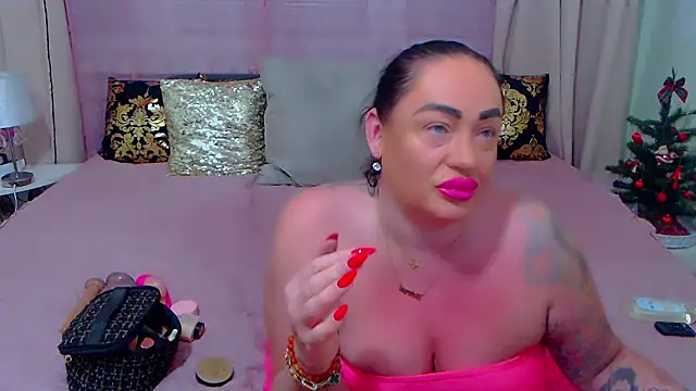 Snapshot of BustyVicky chatting on 12/30/24, 10:55 BustyVicky online show from 12/30/24, 10:55