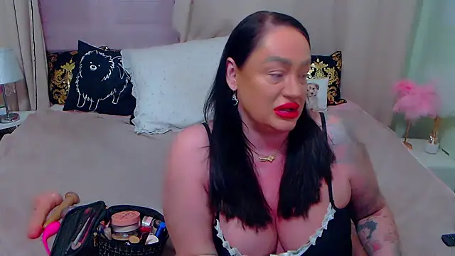 Snapshot of BustyVicky chatting on 01/29/25, 10:11 BustyVicky online show from 01/29/25, 10:11