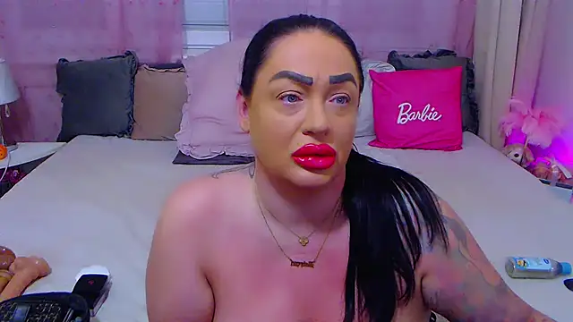Snapshot of BustyVicky chatting on 10/08/25, 09:23 BustyVicky online show from 10/08/25, 09:23