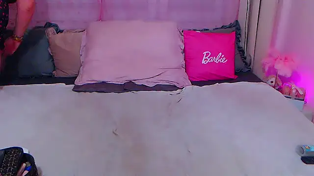 Snapshot of BustyVicky chatting on 10/11/25, 09:57 BustyVicky online show from 10/11/25, 09:57