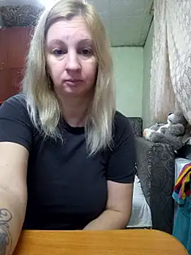 BustyBlond online show from 11/19/25, 05:18