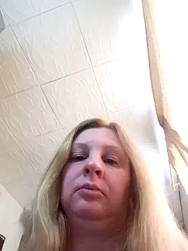 BustyBlond online show from 04/11/26, 07:45