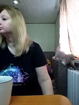 BustyBlond online show from 04/19/26, 04:01