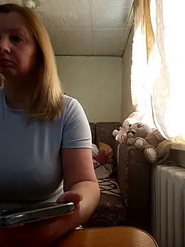 BustyBlond online show from 04/22/26, 04:26