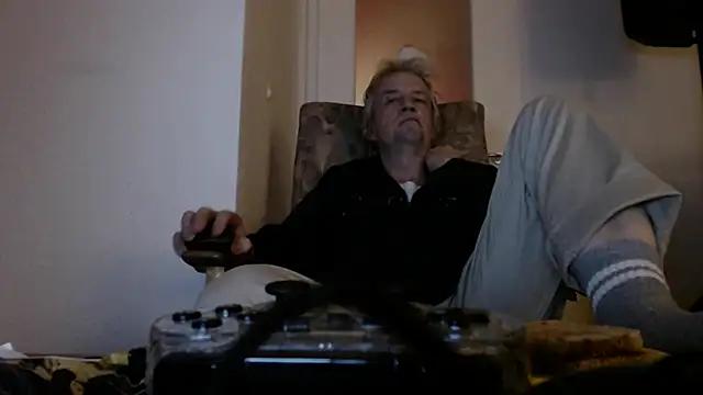 Cordt27 online show from 09/25/25, 06:22