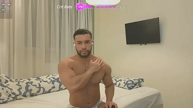 Snapshot of izaak_lover chatting on 03/11/25, 12:44 izaak lover online show from 03/11/25, 12:44