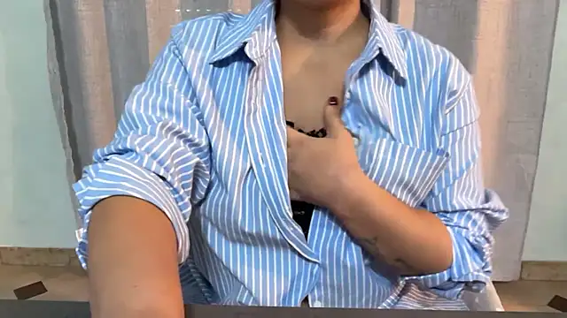 pic91 online show from 10/19/25, 03:56